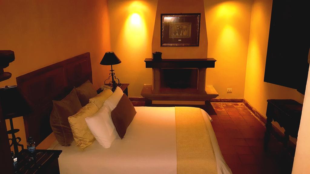 La Casa De Don Pedro Hotel Antigua Bagian luar foto