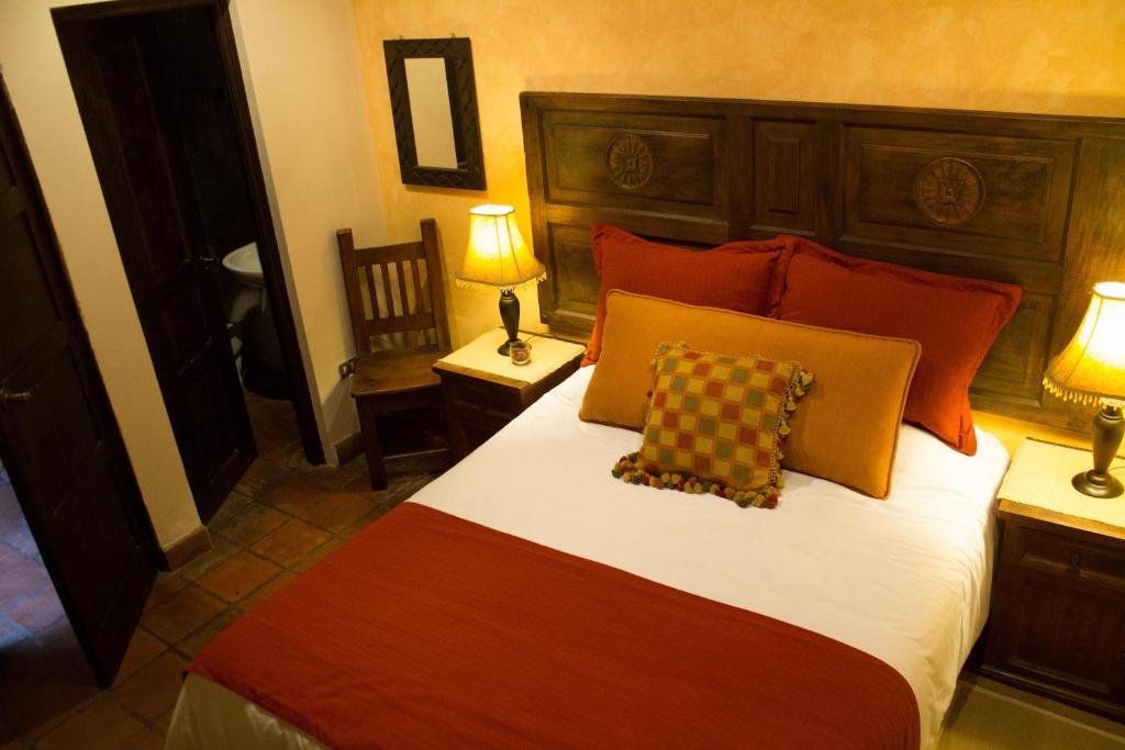 La Casa De Don Pedro Hotel Antigua Bagian luar foto