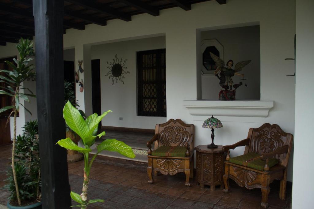 La Casa De Don Pedro Hotel Antigua Bagian luar foto