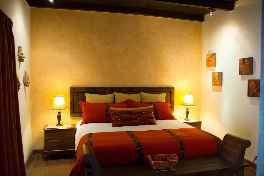 La Casa De Don Pedro Hotel Antigua Bagian luar foto