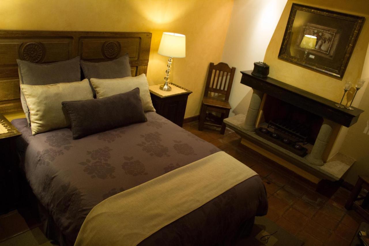 La Casa De Don Pedro Hotel Antigua Ruang foto